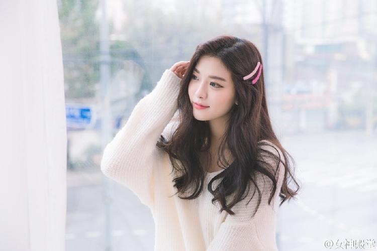 王毅会见上海合作组织秘书长叶尔梅克巴耶夫